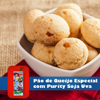 Pão de Queijo Especial com Suco de Soja de Uva